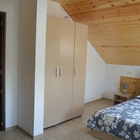 Apartament Dalia *
